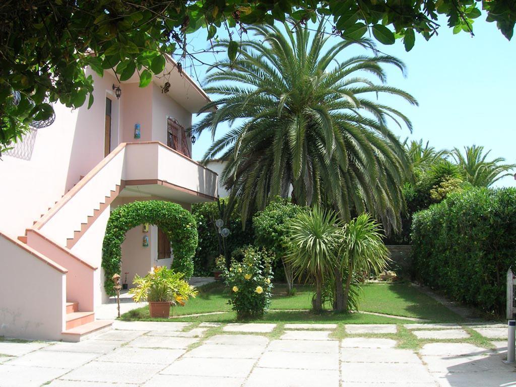 Casa Vacanza Sa Ferula Flumini di Quartu Exterior foto